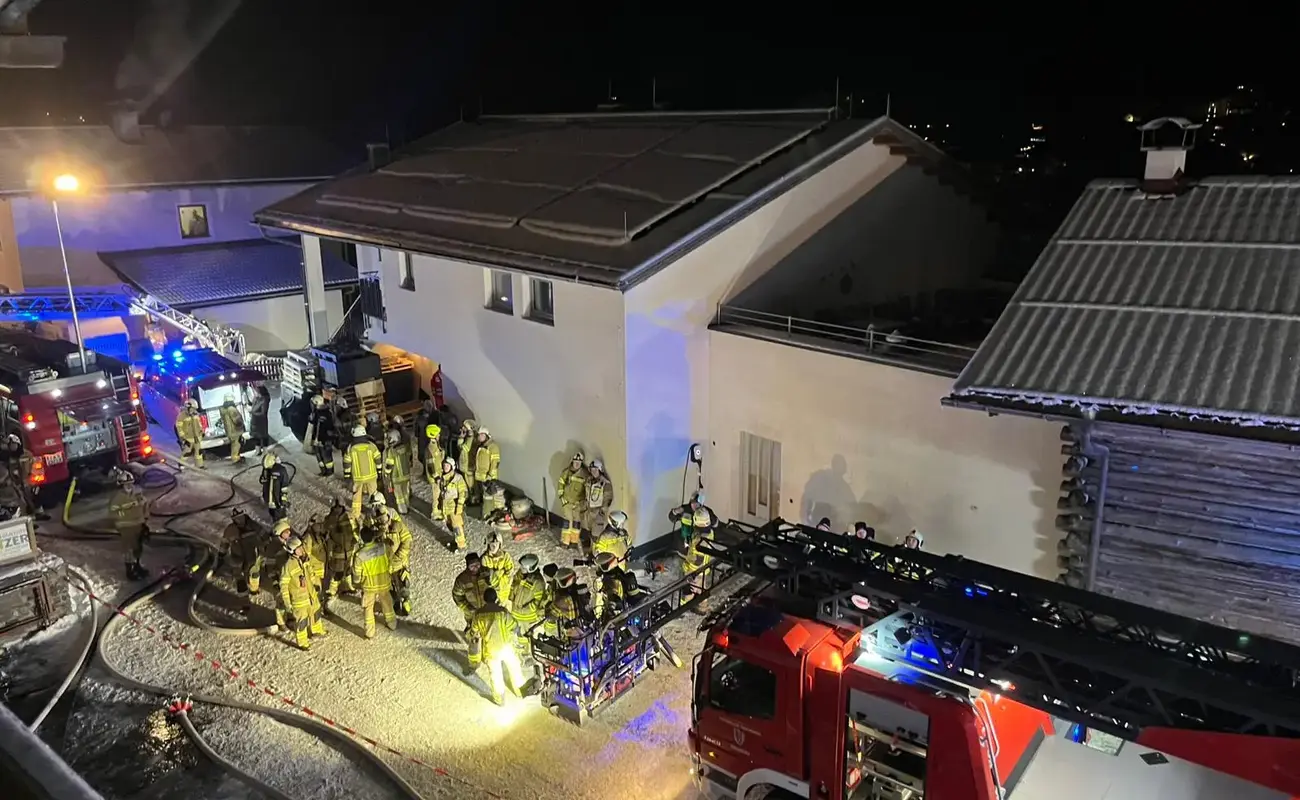 Brand EFH Dachstuhl in Pfunds - 27.12.2024
